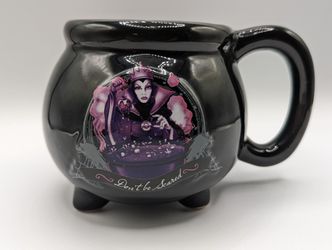Disney Villains The Evil Queen Black Kettle Cauldron Sculpted Ceramic Mug 23oz