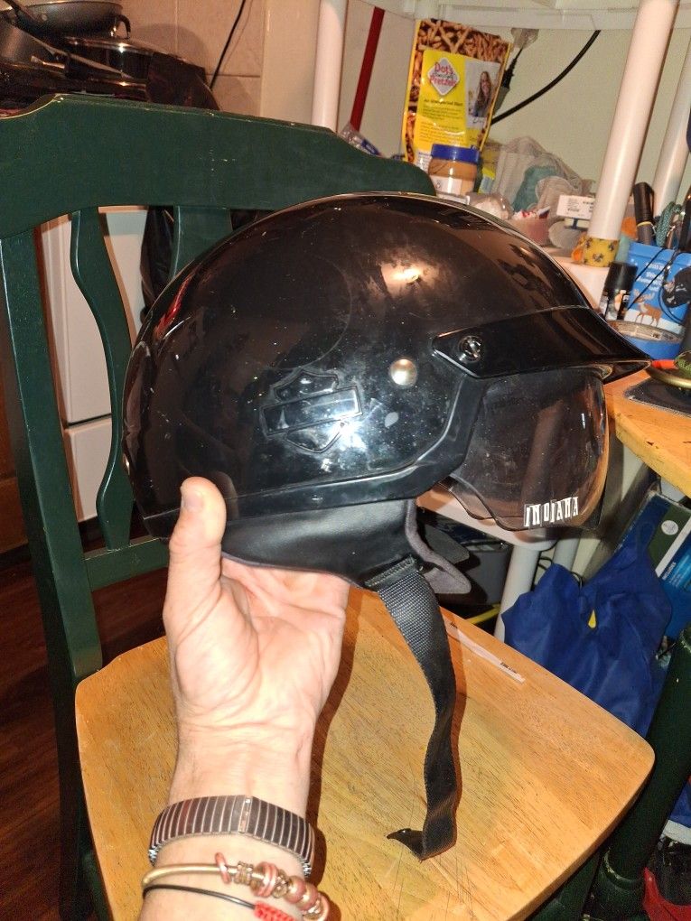 Harley Davidson Helmet And Gloves
