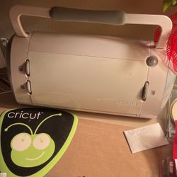 Cricut CRV001 Personal Cutter Machine
