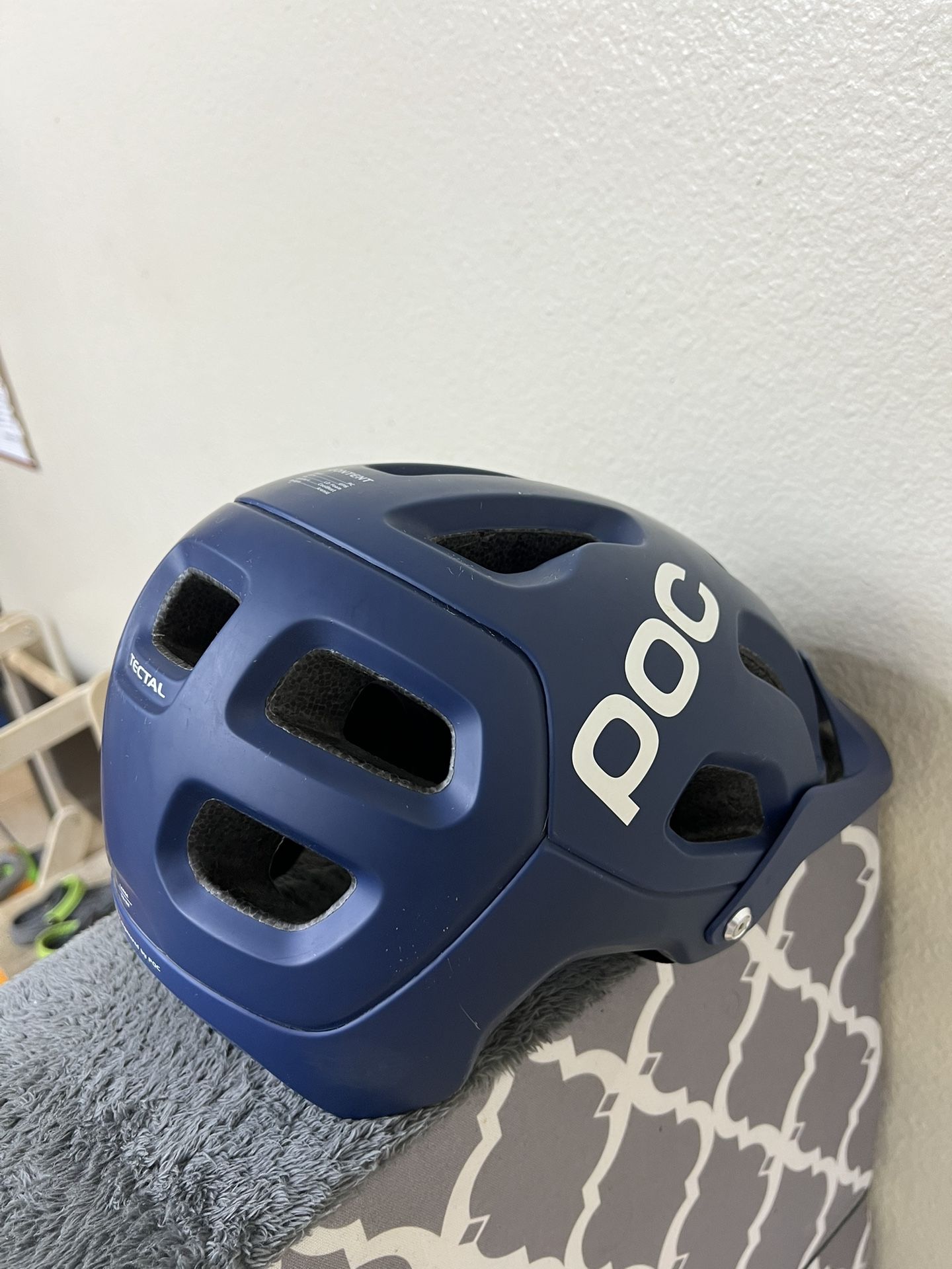 POC tectal hemet (Large)