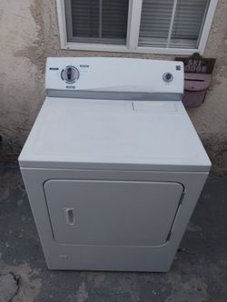 KENMORE LARGE CAPACITY GAS DRYER