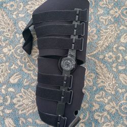 Knee Brace Immobilized Full Protection ACL Soccer Football