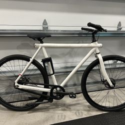 Vanmoof Bike W Lock, Cargo Rack, Fenders