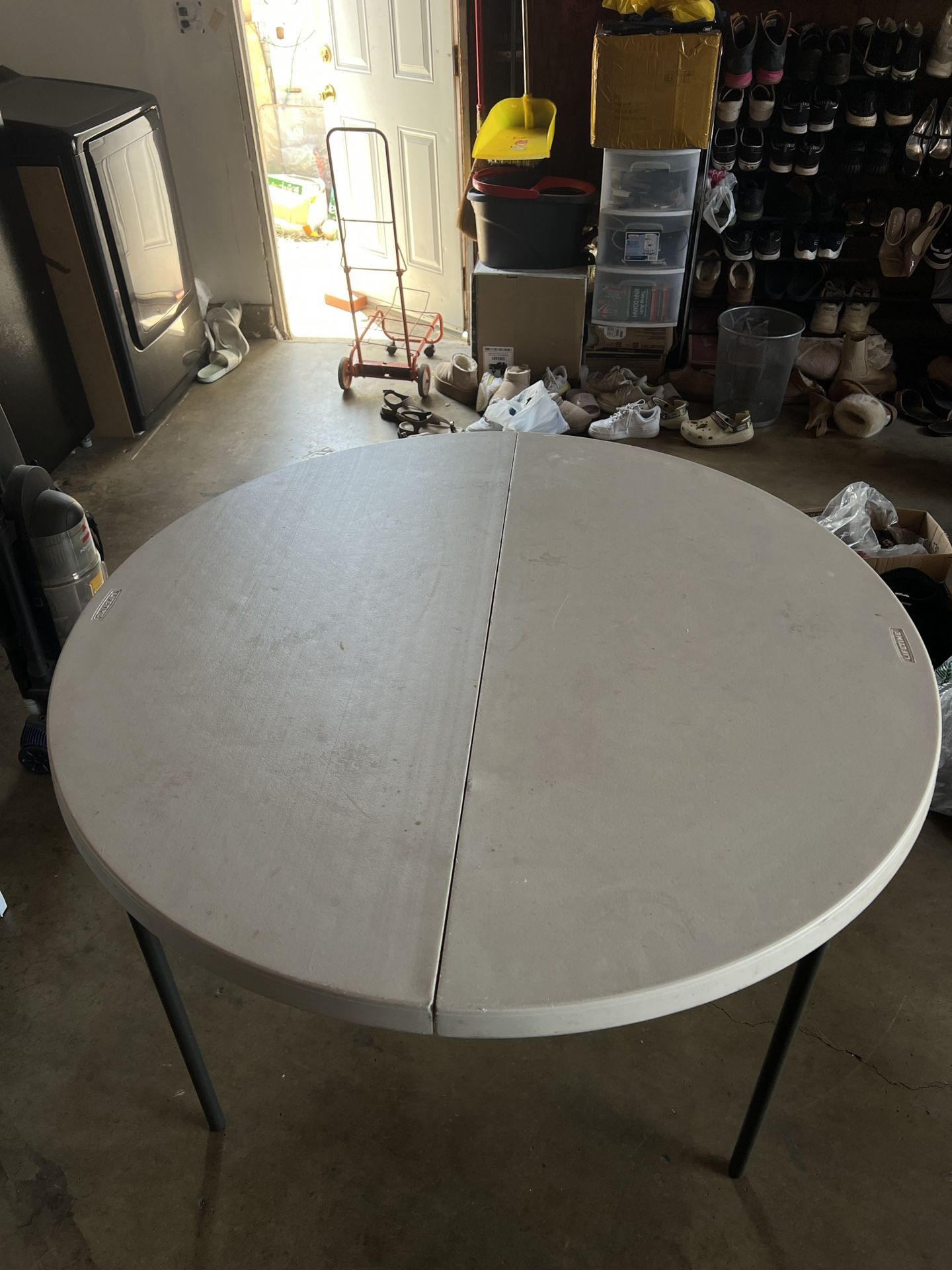 48 inch Round Folding Table