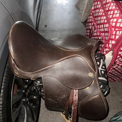English Saddle