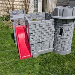 Play Castle