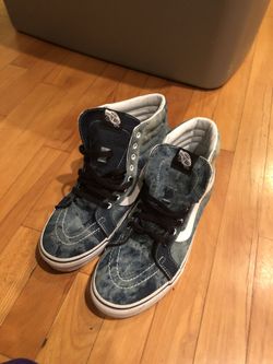 Men’s acid wash vans size 9