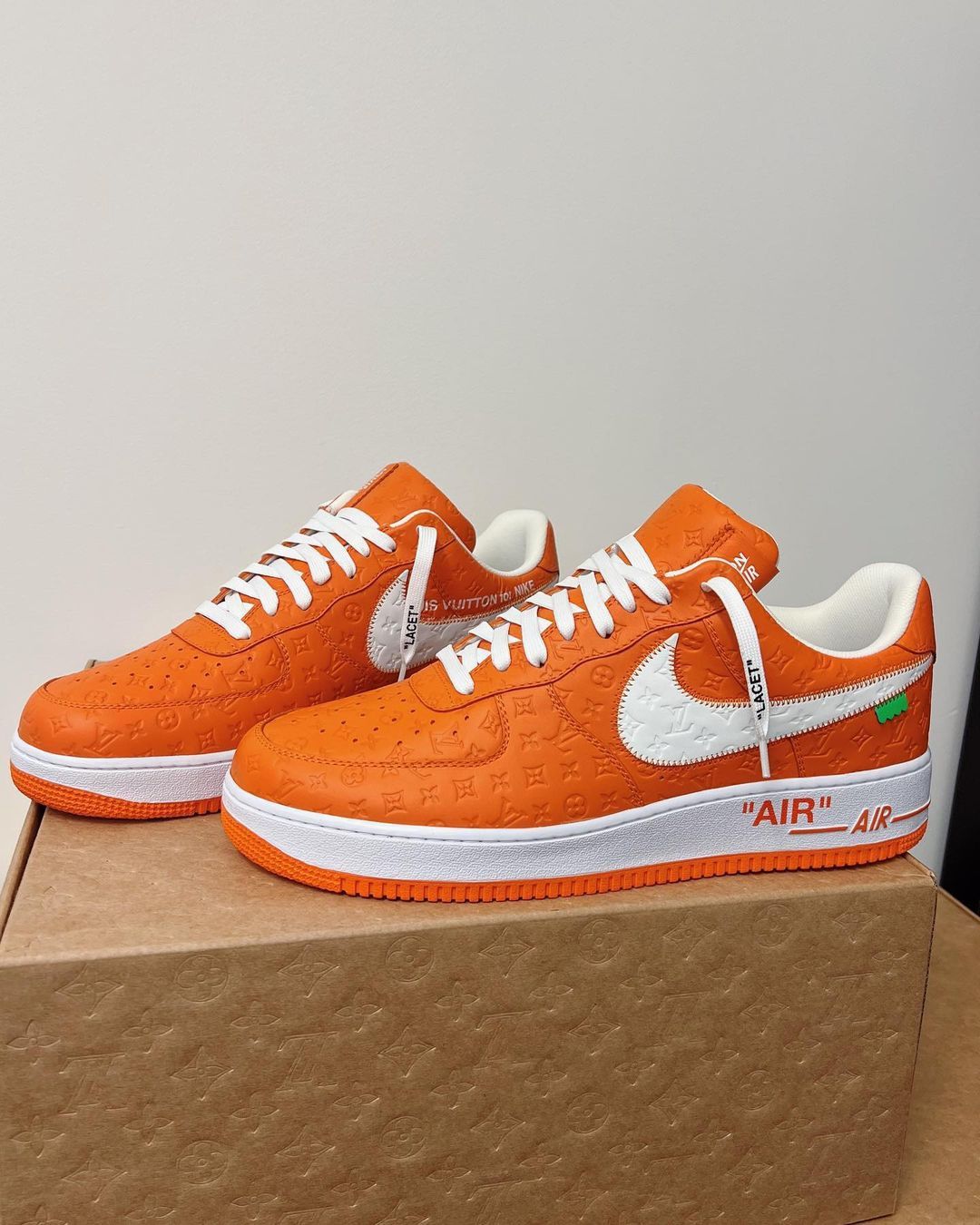 Lv Air forces
