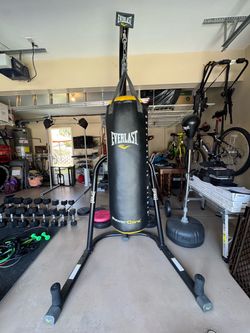 Everlast Single Station Punching Bag