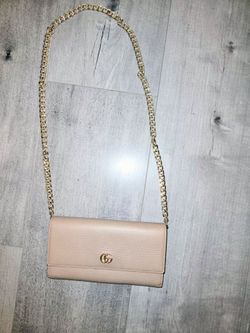 Gucci GG Marmont Continental Wallet