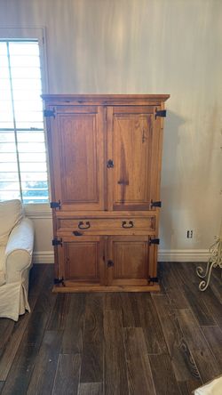 Wooden hutch