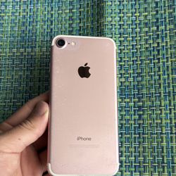 Apple iPhone 7 Unlocked 