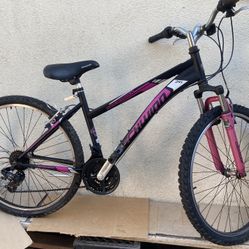 26 “ Bikes Schwinn Sidewinder ,Steel Frame,21speed,sold as See in The Photos ,Cash Only 