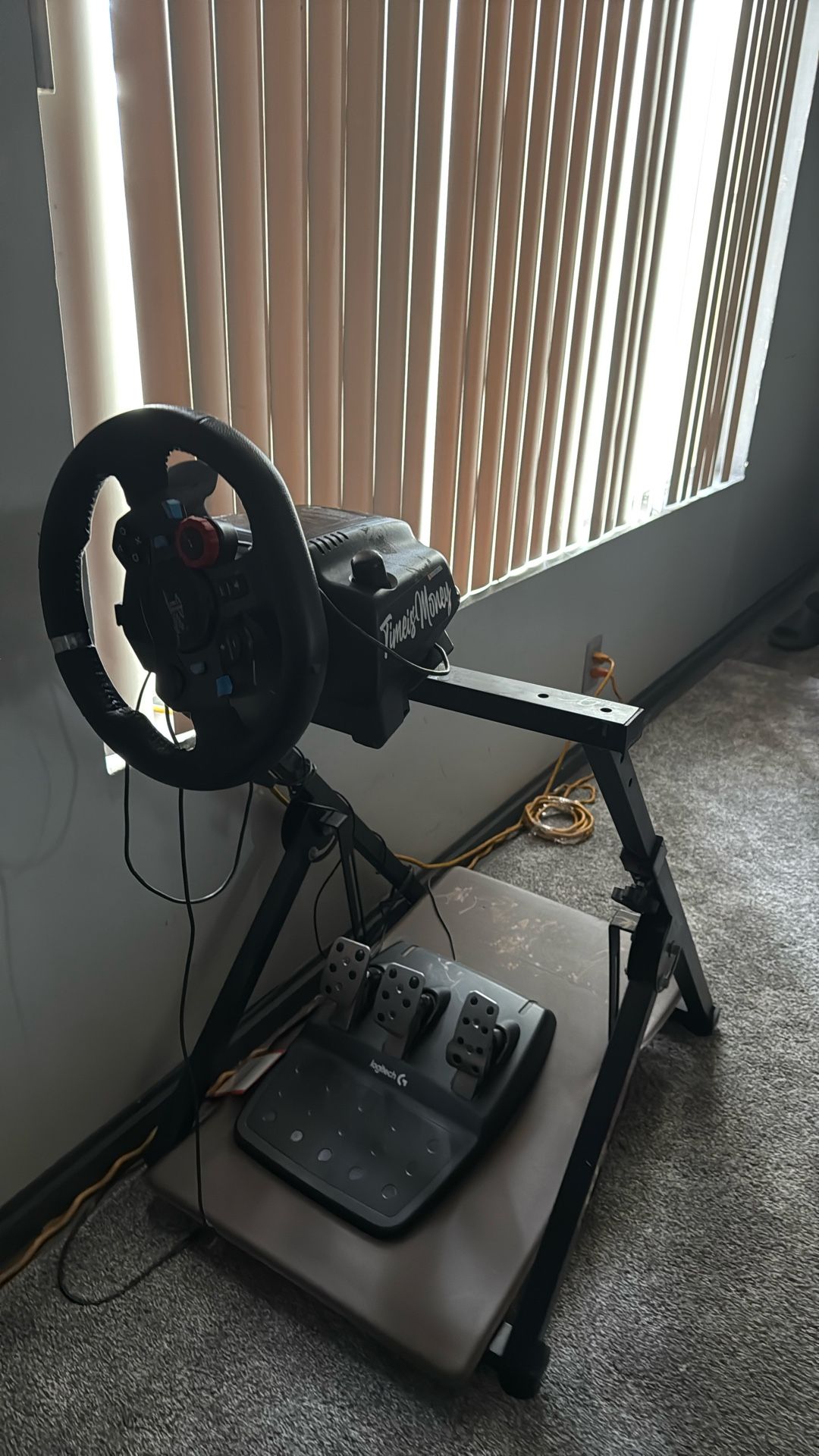 Logitech g29 wheel with gt omega stand
