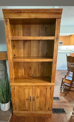 2 Book shelves