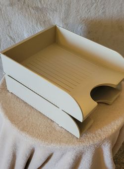 Stackable paper tray organizer