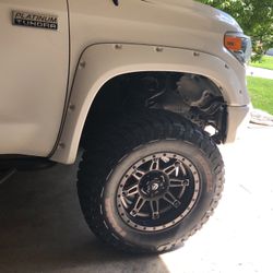 Tires 37x12.50/20t General Grabber 4tires 