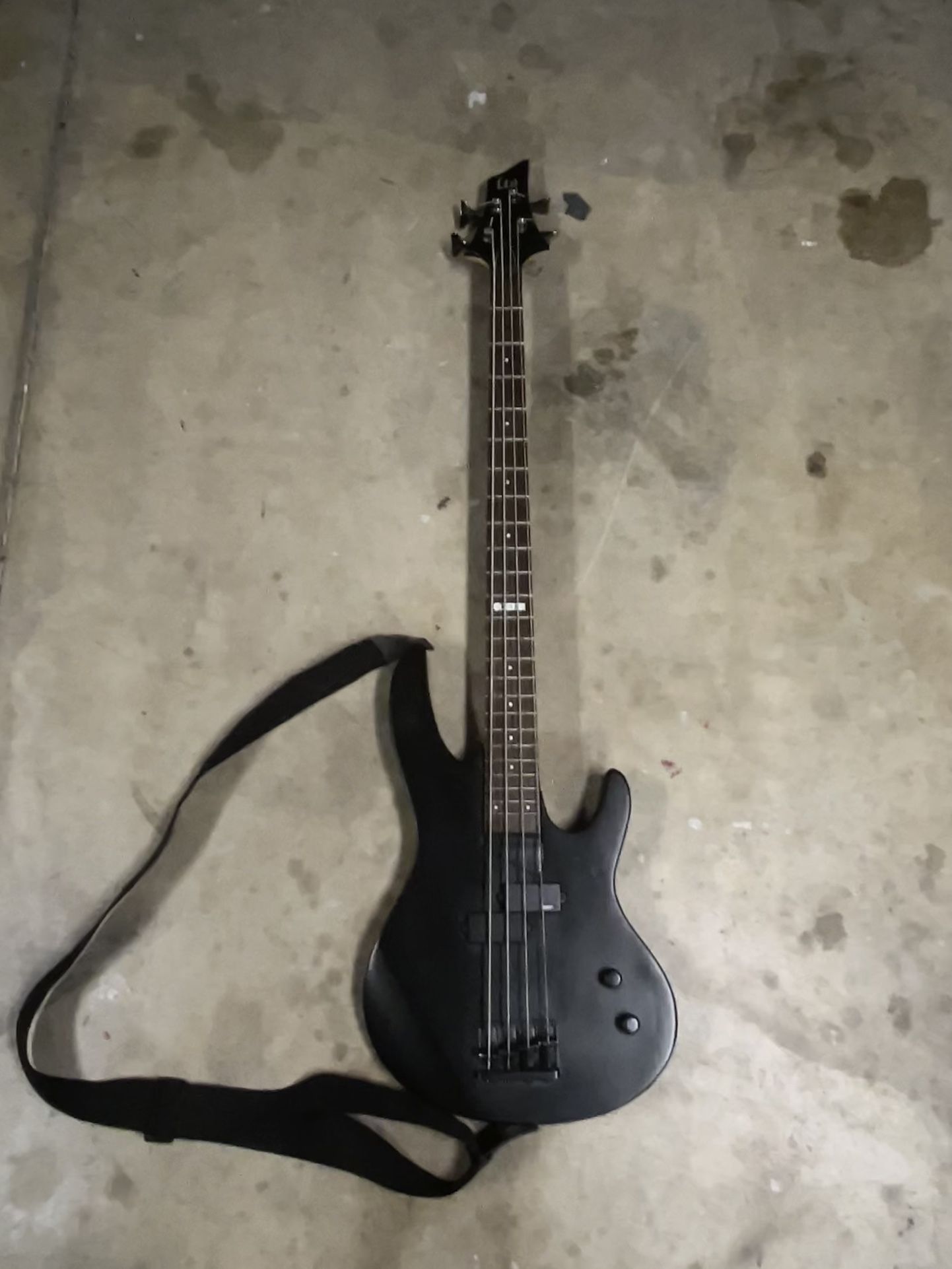 LTD b-10 Black Bass Guitar