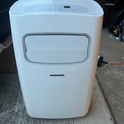 Magnavox Air Conditioner 
