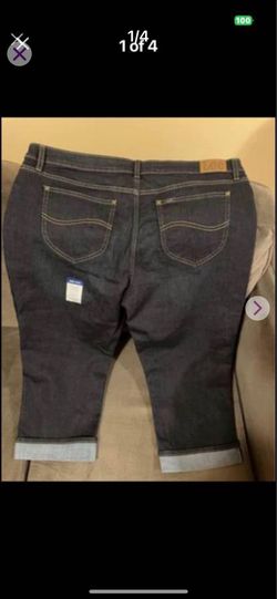 NEW W/O TAGS LEE REGULAR FIT CAPRI MID RISE SZ 20