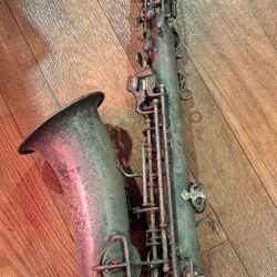 1914 Vintage Saxophone 