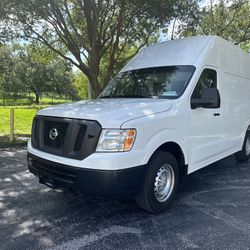 2017 NISSAN NV2500 HD CARGO 