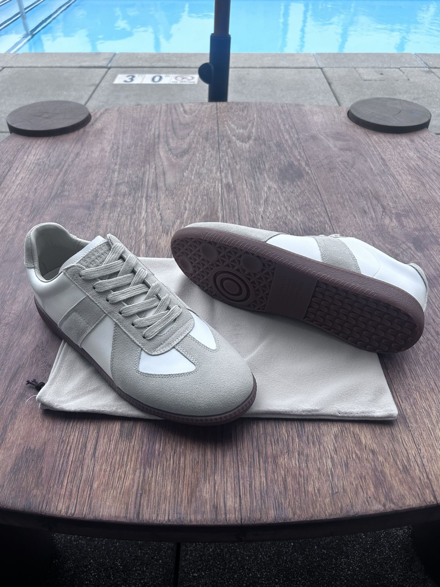 Maiso.n Margiel.a Sizes 10&10.5