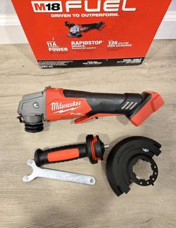 Milwaukee FUEL 18V Angle Grinder with Paddle Switch