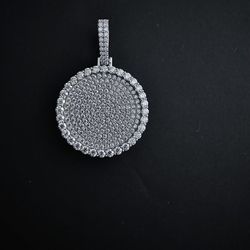 Disc Pendant