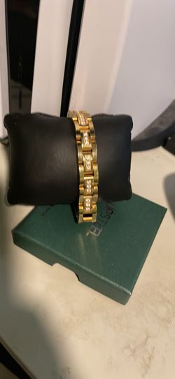 Small Gold Colored Bracelet