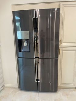 Samsung 4-Door Refrigerator