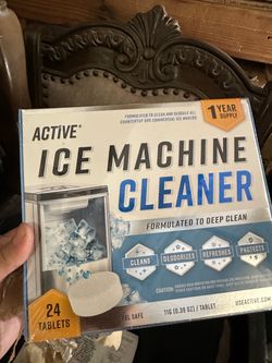 Ice machine cleaner