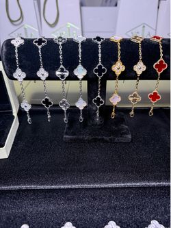 Clover bracelets (In Stock) V C & A