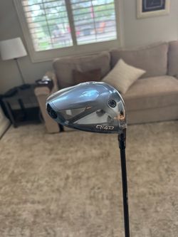 (New) Taylormade qi4d driver 10.5 degree stiff flex