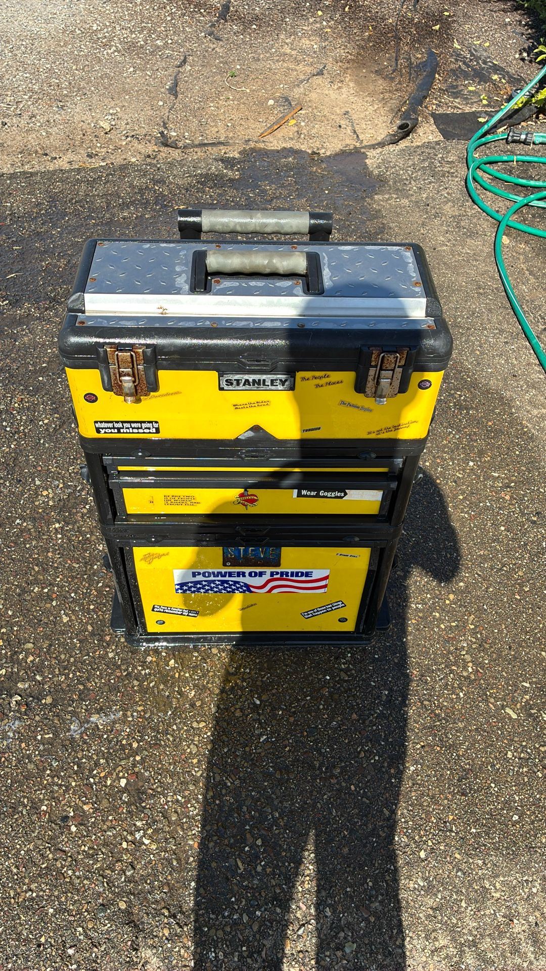 Stanley toolbox with wheels
