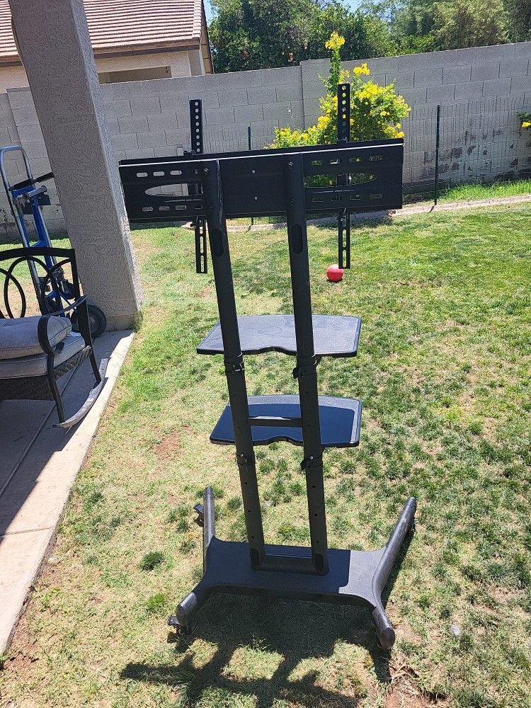 Portable T V Stand for Sale in Phoenix, AZ OfferUp