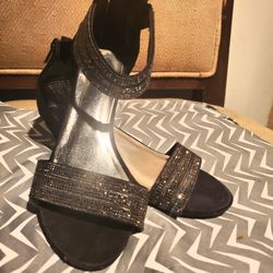 Girl shoes