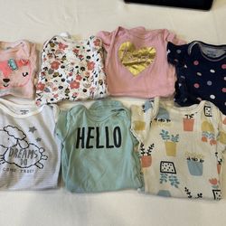 7 Gerber baby bodysuit bundle 0-3 month