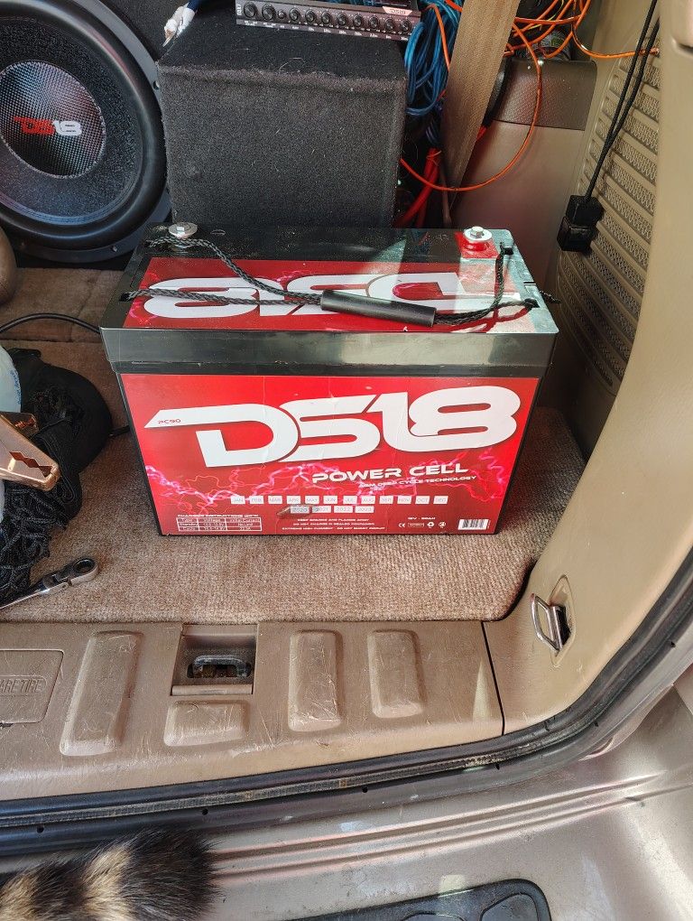 Music System For Car/Automobile