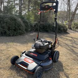 Echo 30 inch Self Propelled Lawnmower! 