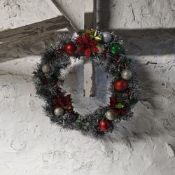 Handmade wreaths for a pack