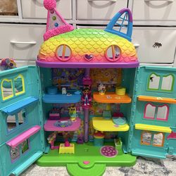 Gabby’s birthday dollhouse