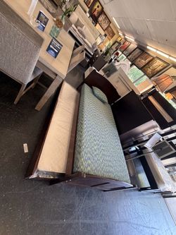 Twin Trundle Bedframe with Mattresses