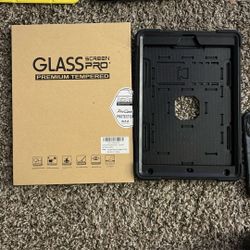 iPad 9th Gen Tempered Glass And Case 