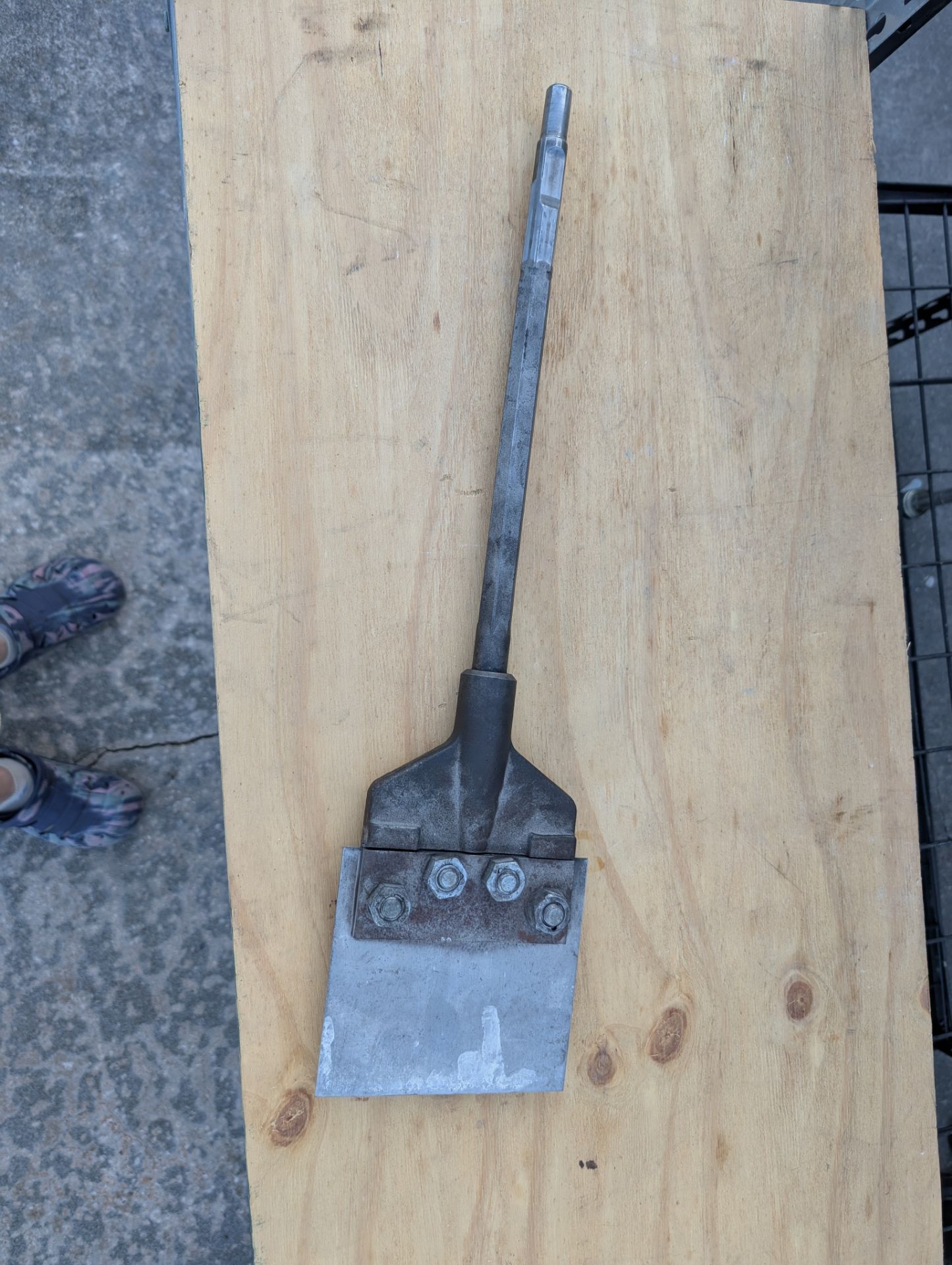 Scrapper blade for demolition hammer