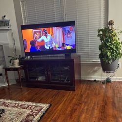 Tv Stand Plus 50in Tv