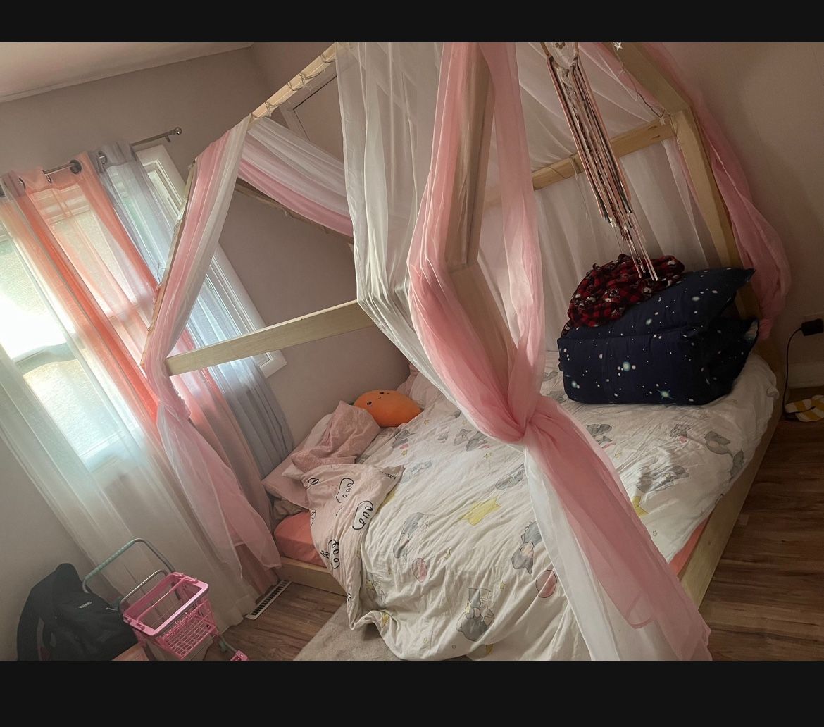 Hand Made Bed, Full Size