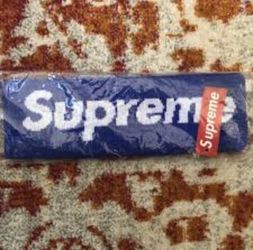 Supreme headbands