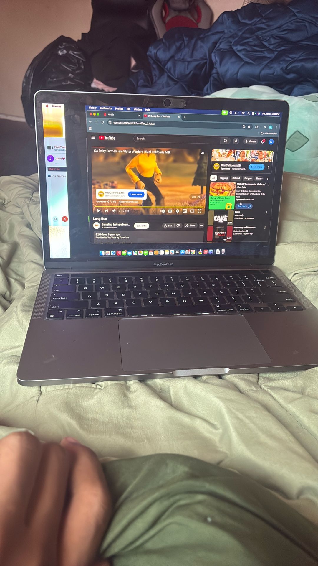 MacBook Pro 13 Inch