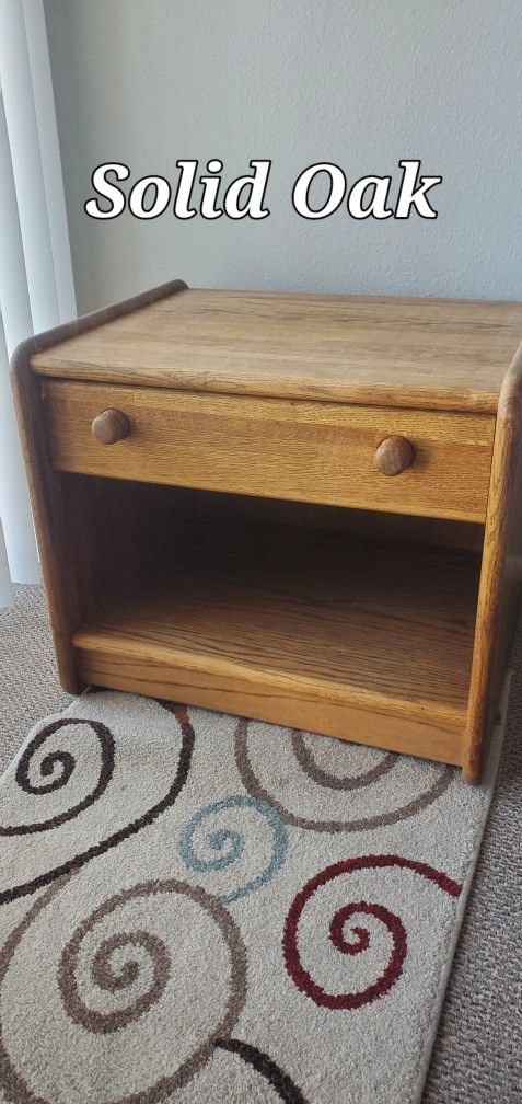 Solid Oak Nightstand/ End Table